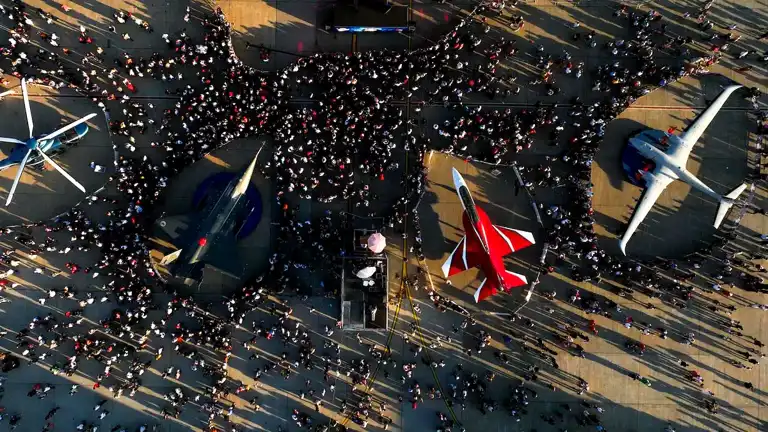 TEKNOFEST'in Adana'daki Yoğun Günü TEKNOFEST'in Adana'daki Yoğun Günü